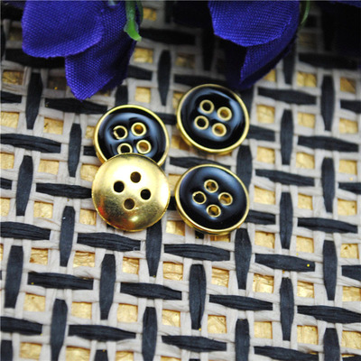 時尚女式襯衫紐扣 設計、生產與選購指南